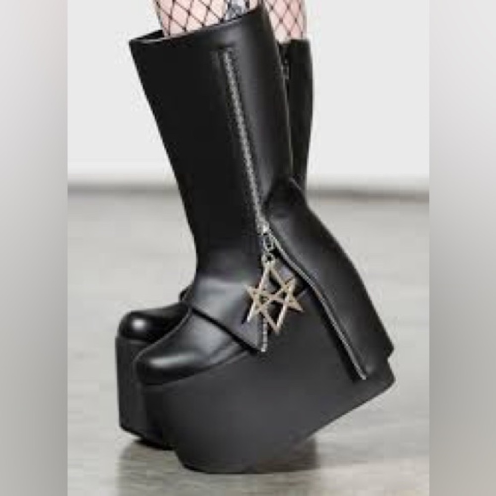 ‼️KILLSTAR‼️Black Platform Hexraider Boots with Zipper Detail Size 9